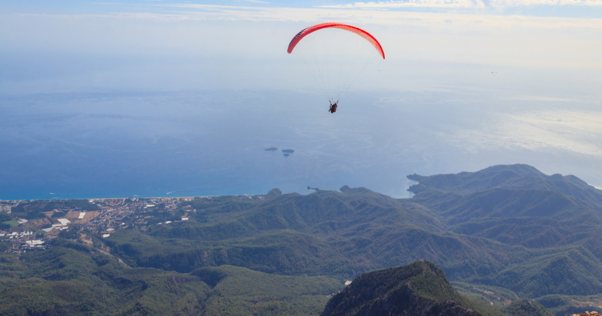 Paragliding Experience Gift for Adrenaline Junkies - Image 2